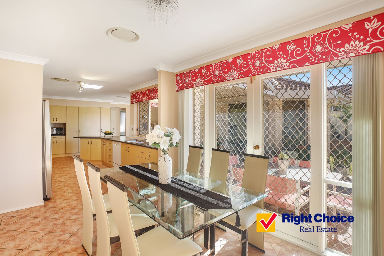 4 Grovewood Court, Horsley NSW 2530, Image 1