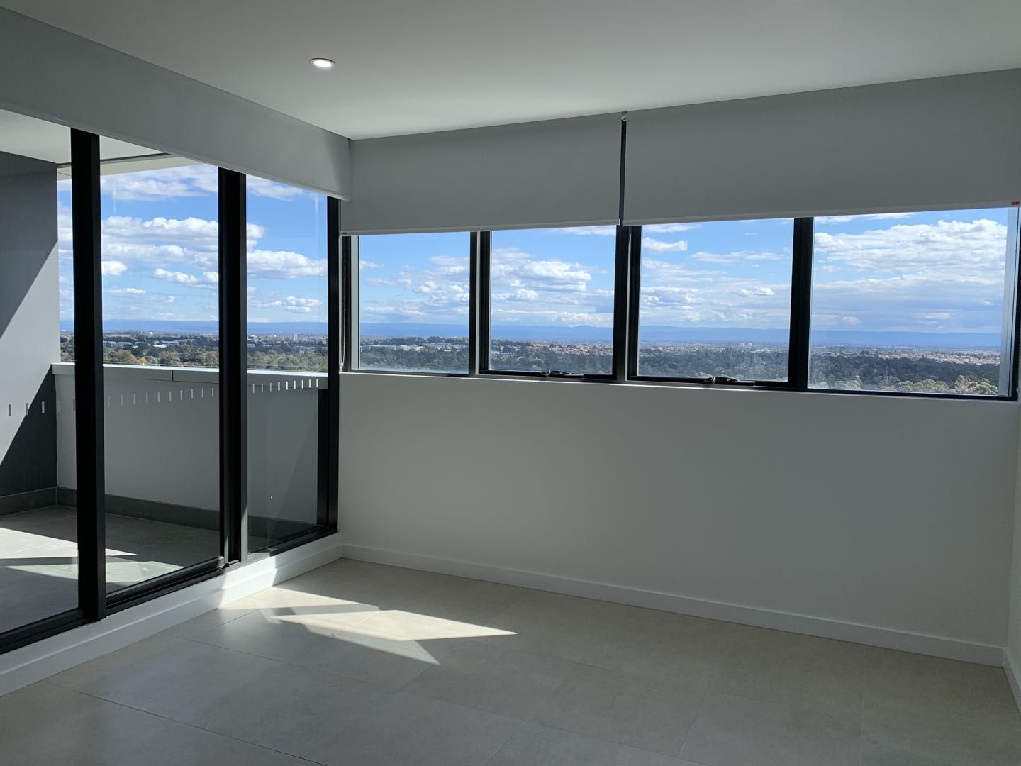 1 bedrooms Apartment / Unit / Flat in 1106/9 Gay Street CASTLE HILL NSW, 2154