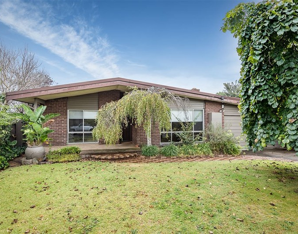 66 Arnold Drive, Scoresby VIC 3179