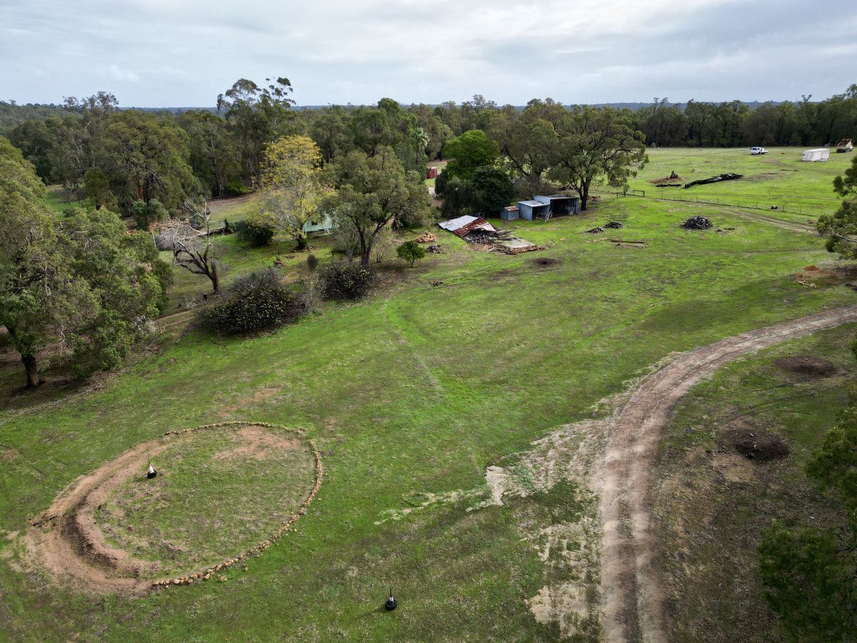 580 Goslin Street, Sawyers Valley WA 6074, Image 0