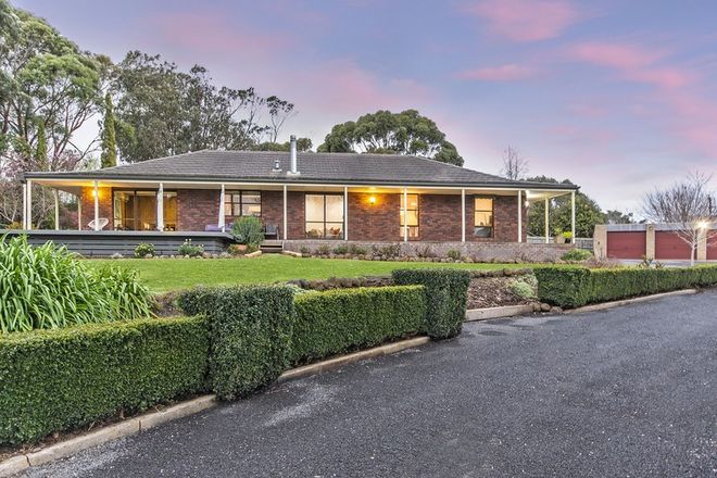 Picture of 22 Albert Street, WOODFORD VIC 3281