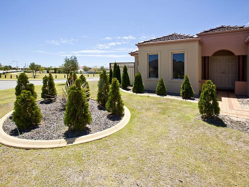 8 Rothbury Parade, Rockingham WA 6168, Image 1