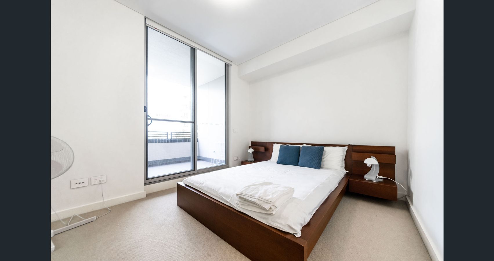 1 bedrooms Apartment / Unit / Flat in 304/45 Hill Rd WENTWORTH POINT NSW, 2127