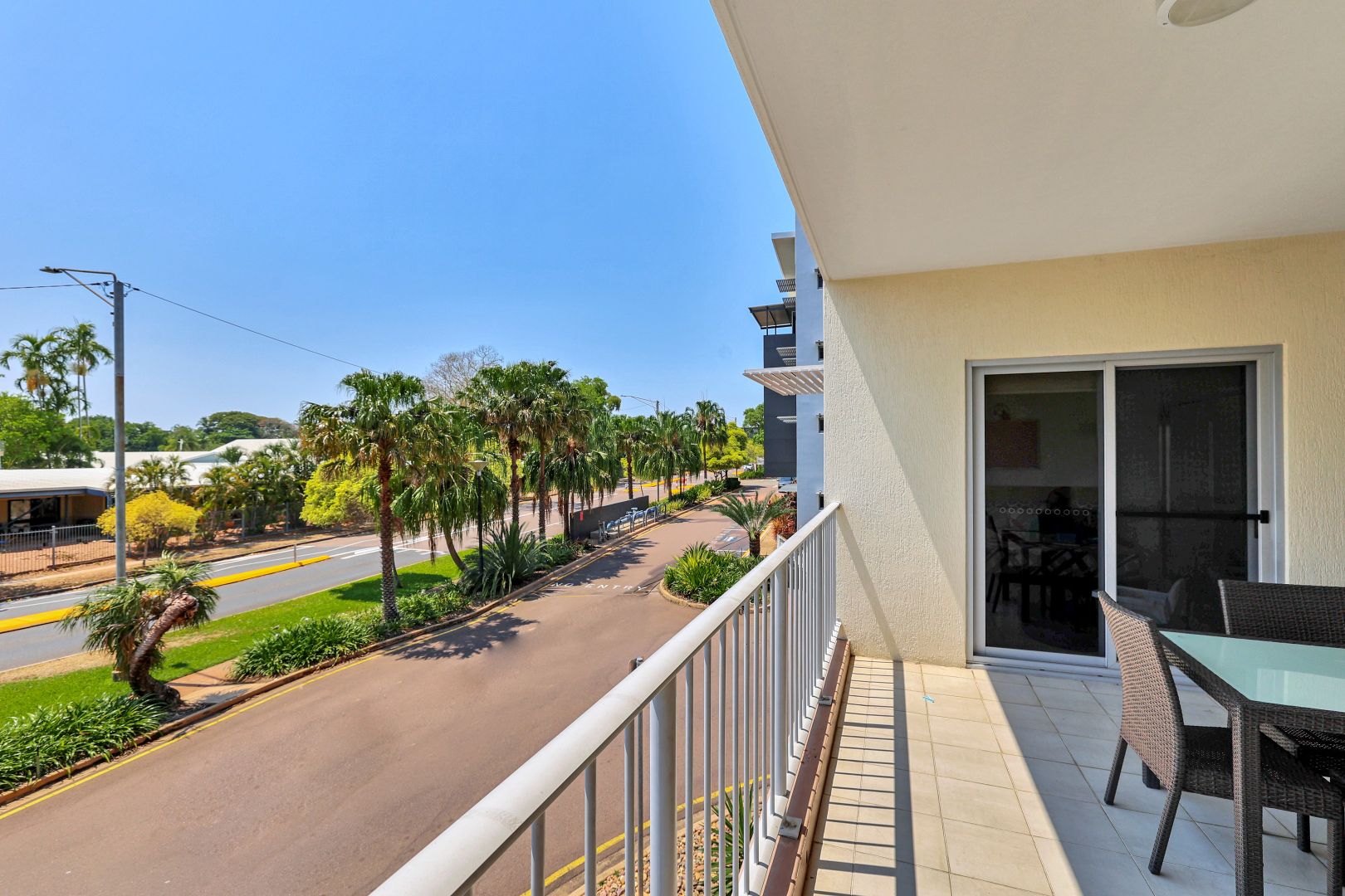 2/2 Mitaros Place, Parap NT 0820, Image 2