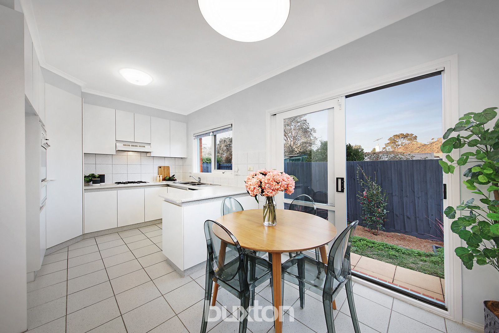 2/52 Moylan Street, Bentleigh East VIC 3165, Image 2