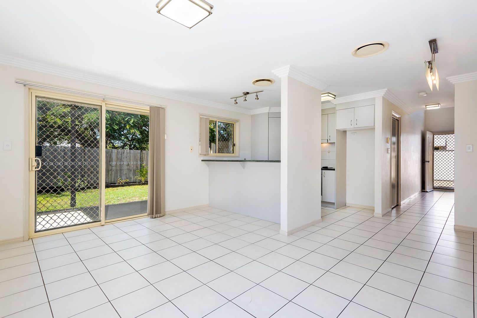 UNIT17, 66 WINCHELSEA STREET, Pialba QLD 4655, Image 2