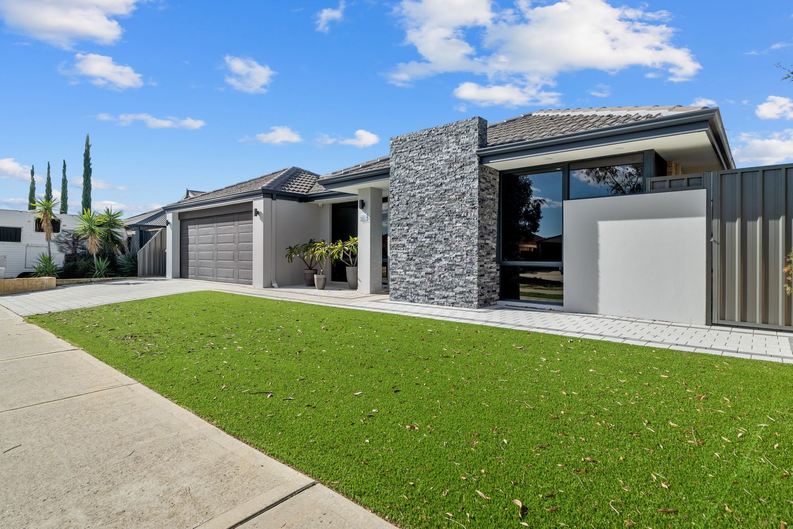 21 Joseph Banks Boulevard, Banksia Grove WA 6031, Image 1