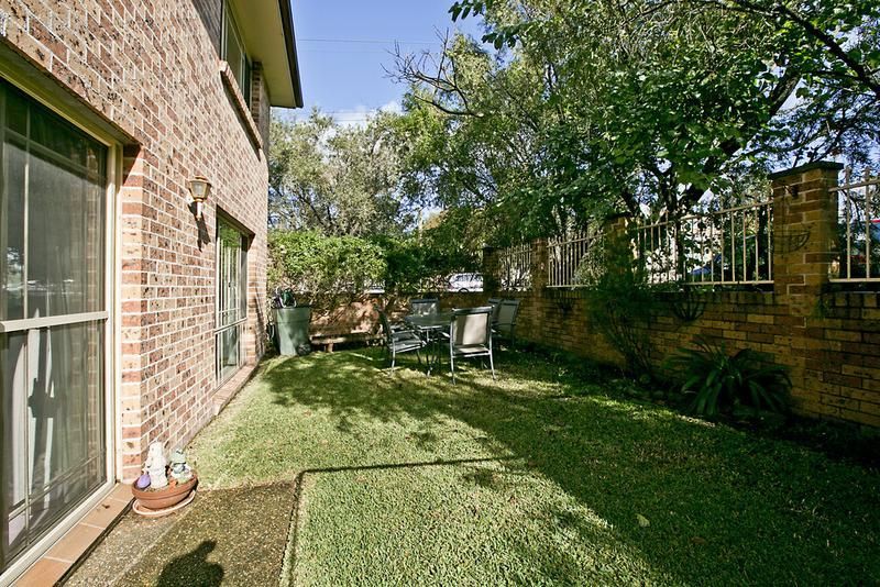 1/10 Lenna Place, JANNALI NSW 2226, Image 1