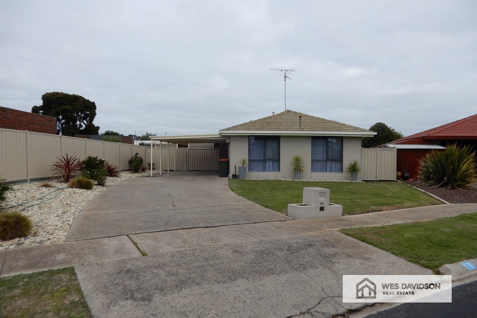 4 bedrooms House in 16 Birch Avenue HORSHAM VIC, 3400