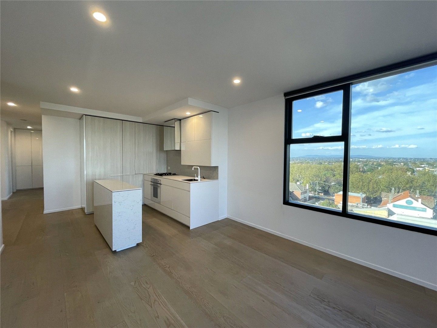 2 bedrooms Apartment / Unit / Flat in 703/1A Finch Street MALVERN EAST VIC, 3145
