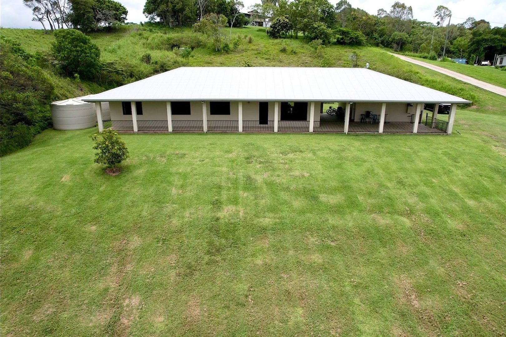 69 Grasstree Beach Road, Grasstree Beach QLD 4740, Image 2