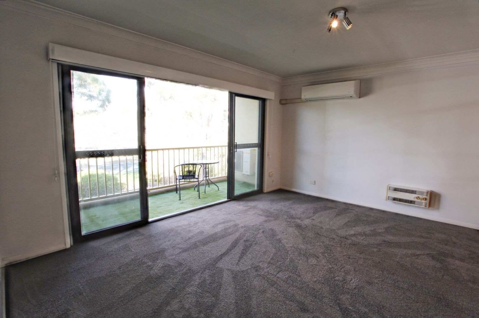 39/53 McMillan Cresent, Griffith ACT 2603, Image 2