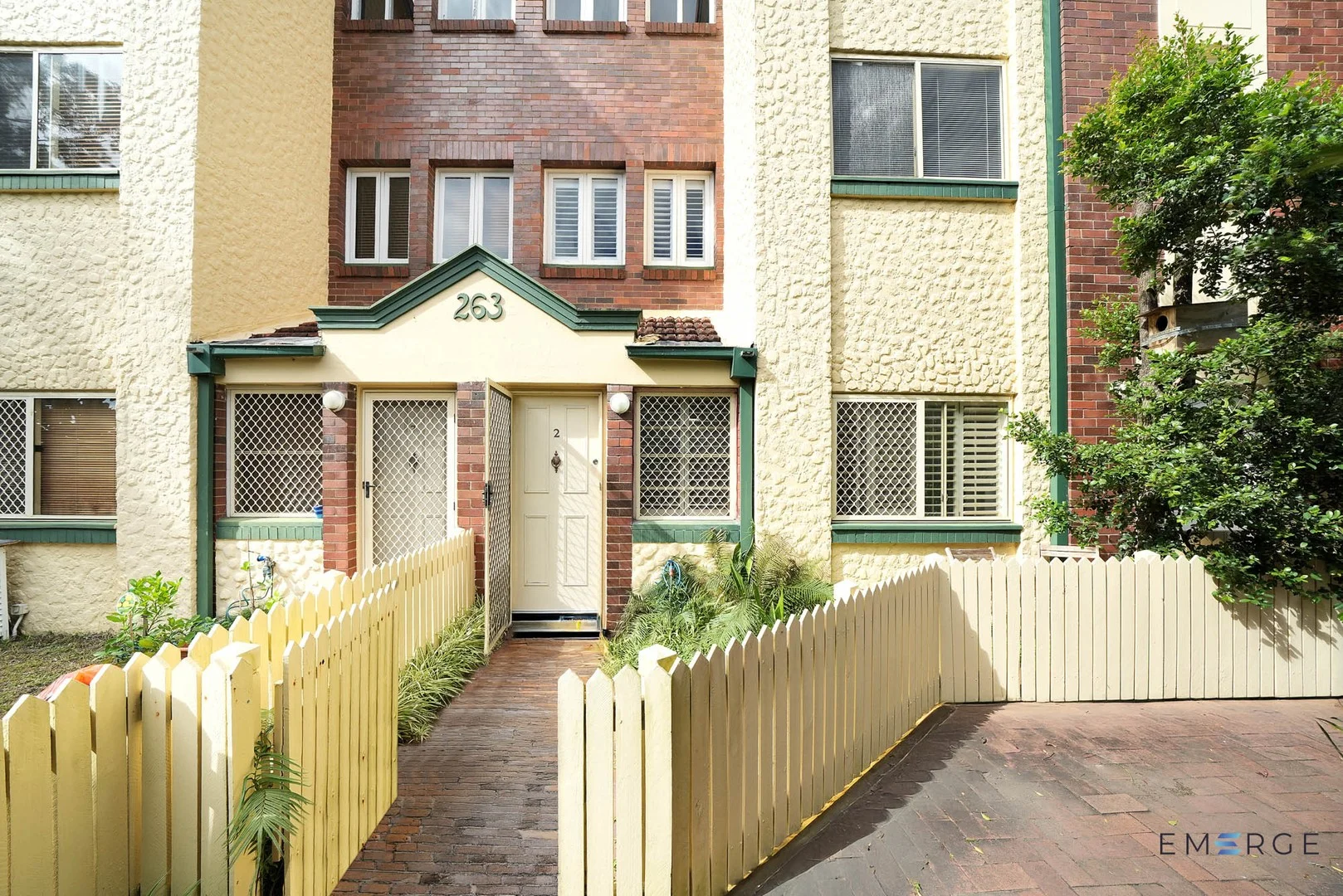 Primary image of 2/263 Gregory Tce, Spring Hill QLD 4000