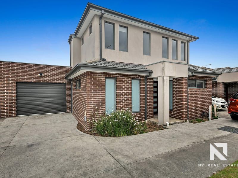 2/11-13 Furlong Road, Sunshine North VIC 3020, Image 0