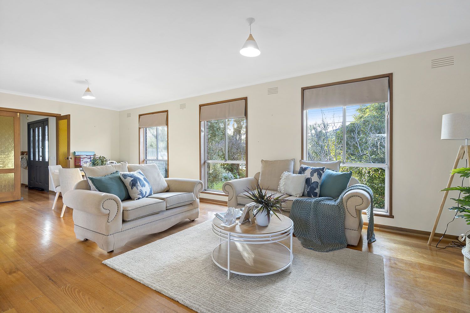 4 Callaghan Court, Cheltenham VIC 3192, Image 2