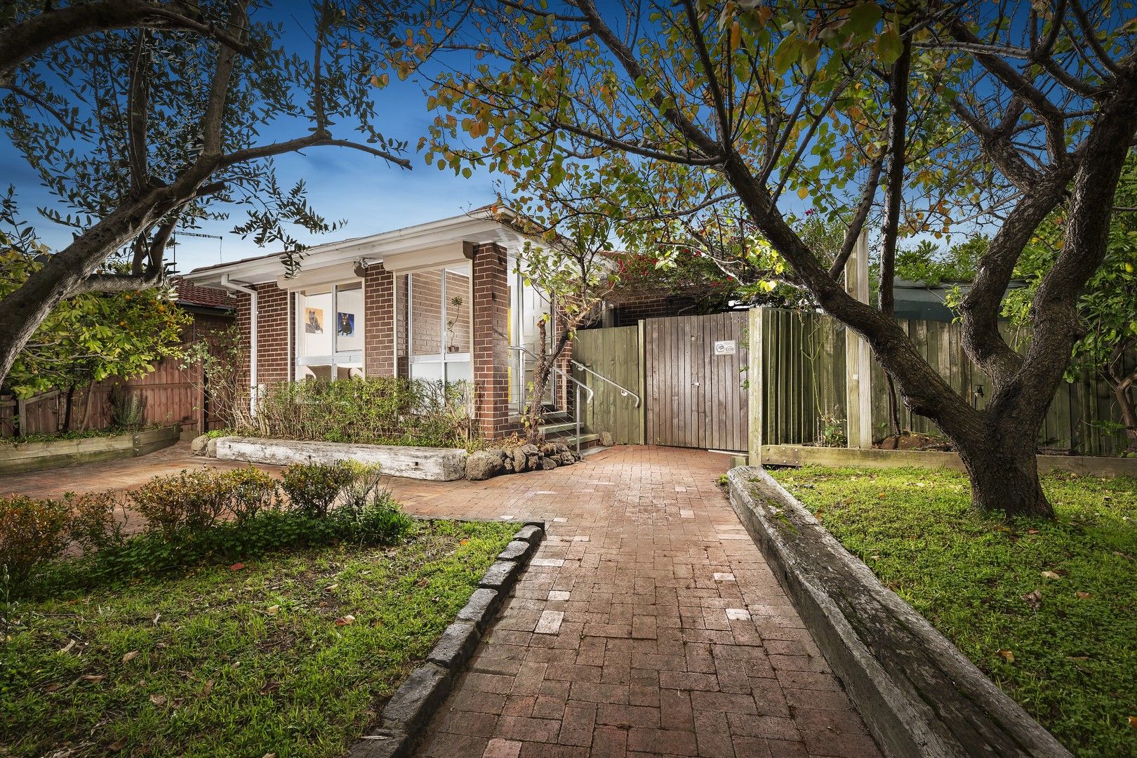 2 Cuthbert Drive, Mill Park VIC 3082, Image 0