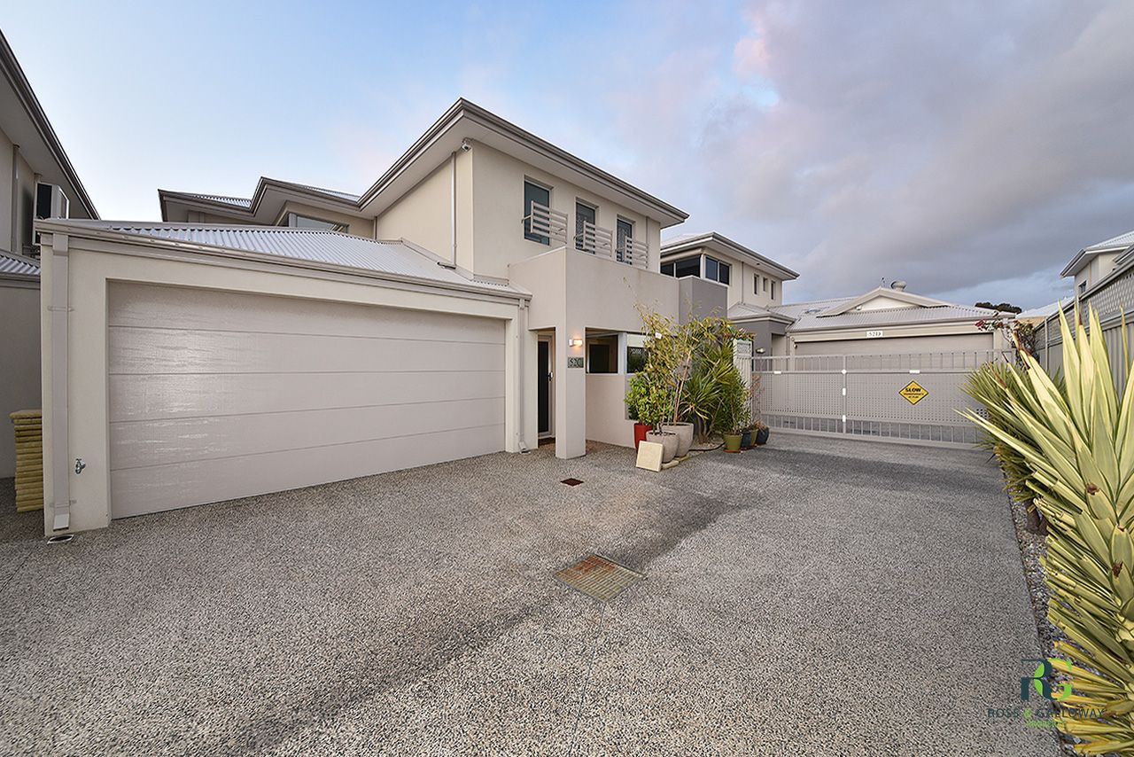 4 bedrooms House in 52C Waddell Road BICTON WA, 6157