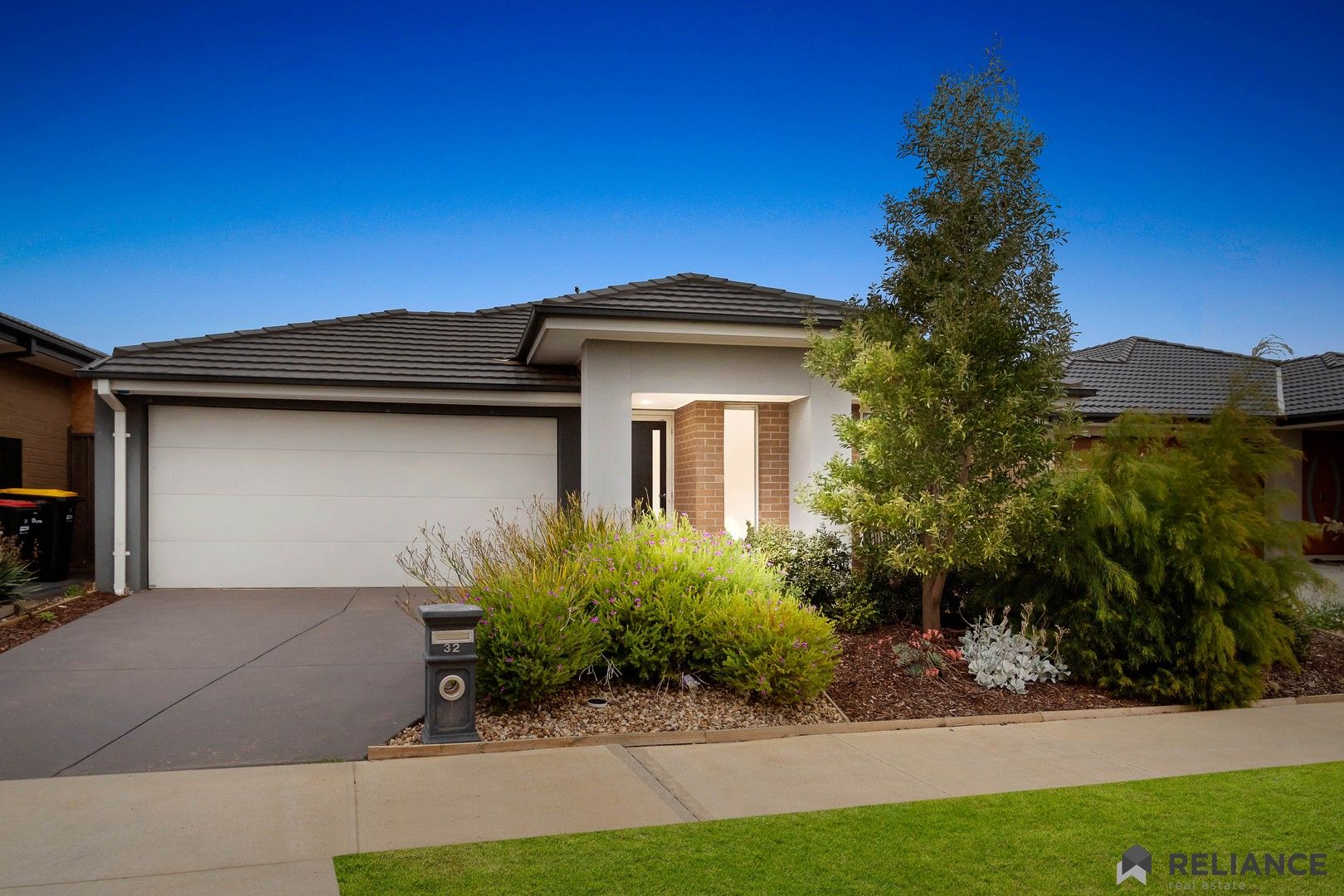 4 bedrooms House in 32 Riverside Concourse COBBLEBANK VIC, 3338