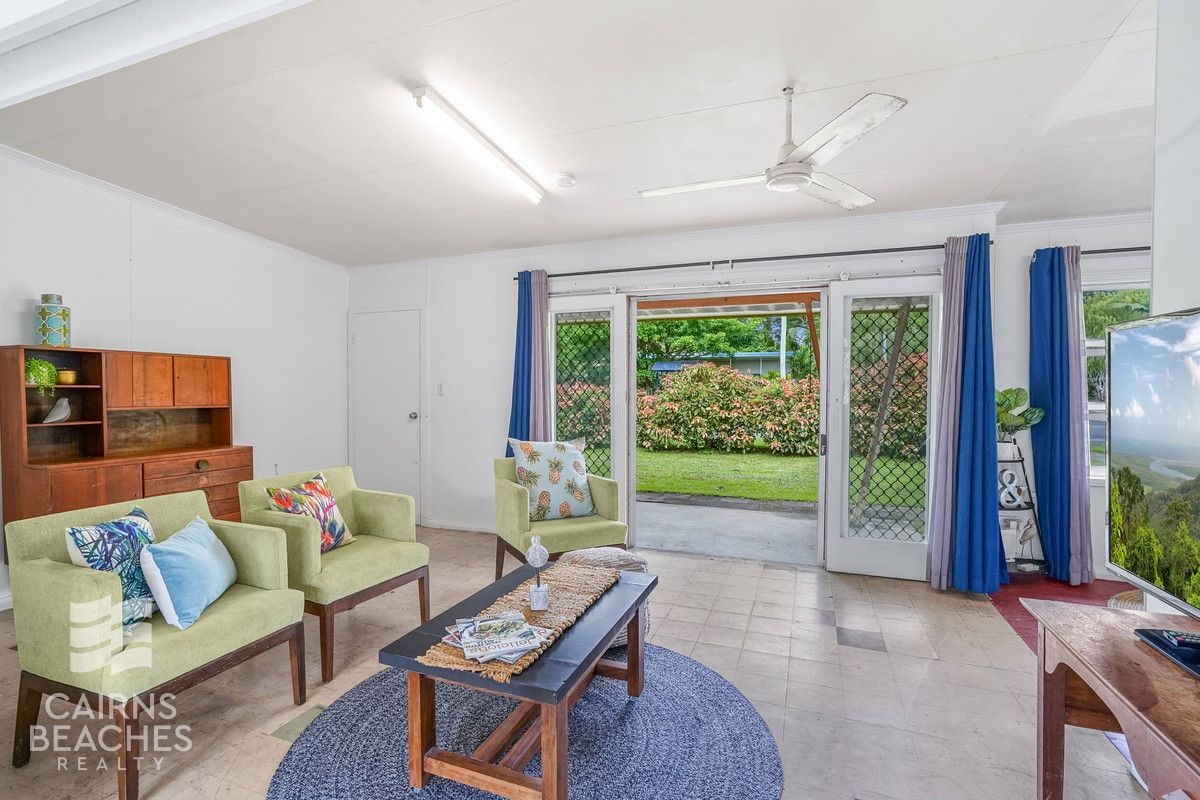 34 Veivers Road, Palm Cove QLD 4879, Image 2