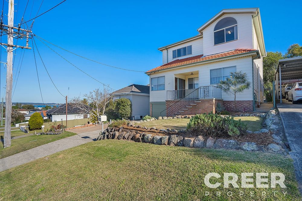 27 Pearce Avenue, Belmont NSW 2280, Image 2