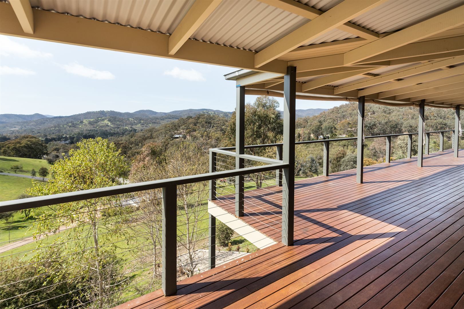 18 Radford Court, Eildon VIC 3713, Image 0