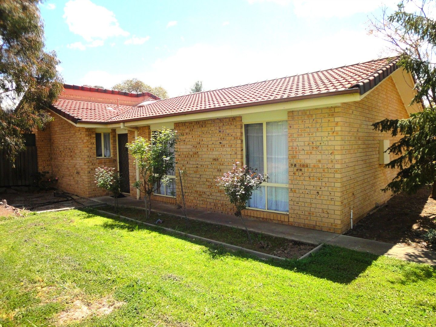 107 Archdall Street, Dunlop ACT 2615 House For Rent Domain