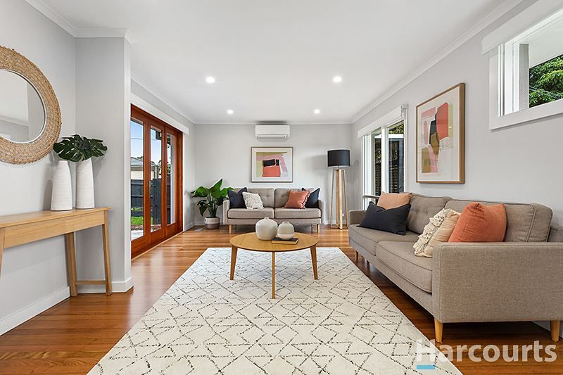 5 Honeysuckle Avenue, Wheelers Hill VIC 3150, Image 1