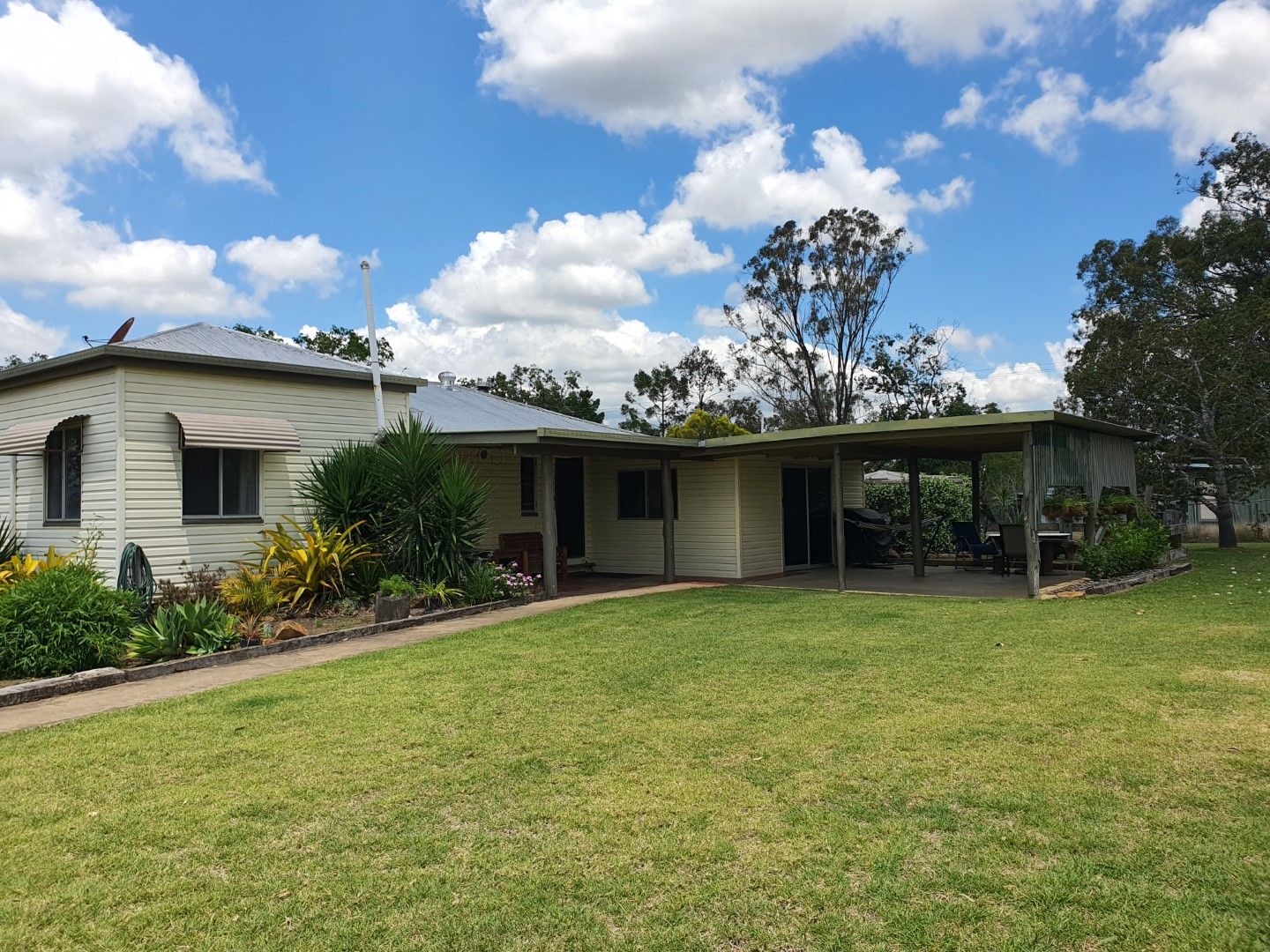 244 Golf Links Road, Monto QLD 4630, Image 0