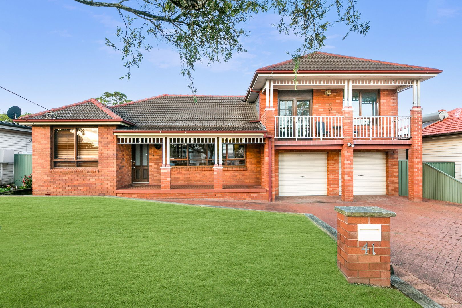 41 Georges Crescent, Georges Hall NSW 2198
