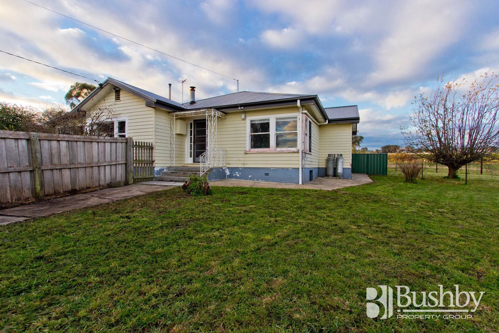 21 Hardinge Avenue, Newnham TAS 7248, Image 2