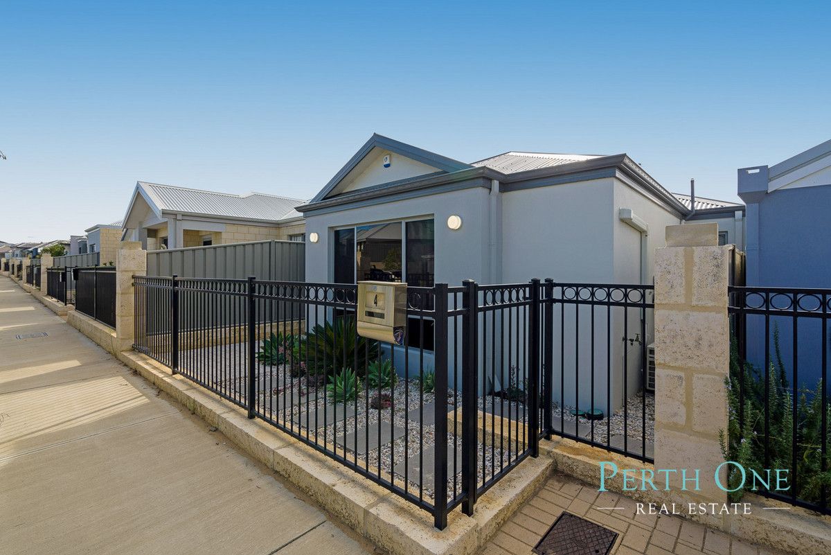 3 bedrooms House in 4 Ossett Street WELLARD WA, 6170