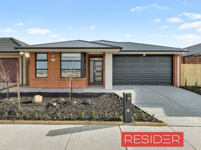 4 bedrooms House in 88 Bells Avenue KALKALLO VIC, 3064