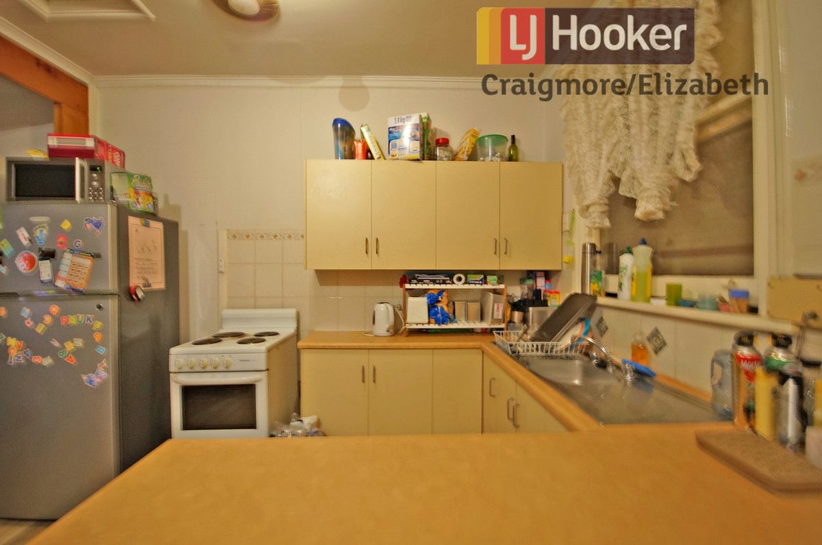 33 Old Sarum Road, Elizabeth North SA 5113, Image 2