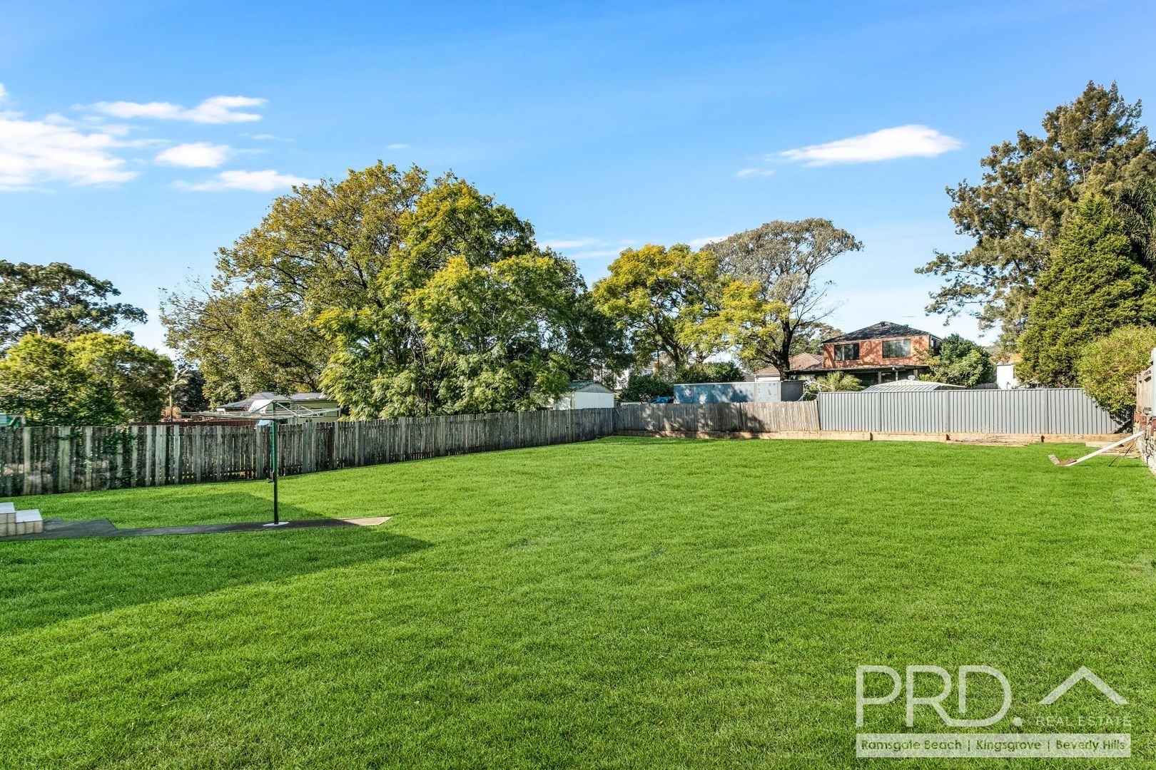 26 Moorefields Road, Kingsgrove NSW 2208 Domain
