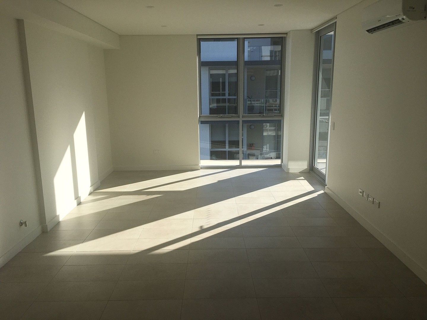 2 bedrooms Apartment / Unit / Flat in 116 Lakeside Pde JORDAN SPRINGS NSW, 2747