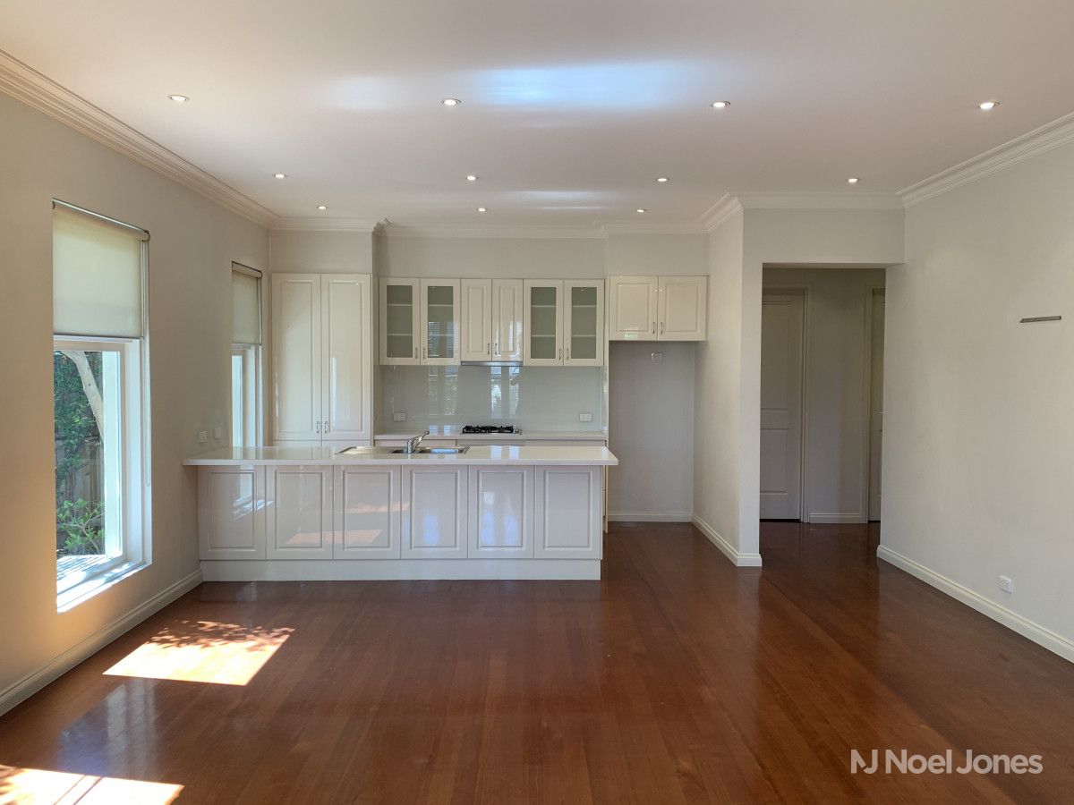 2 bedrooms Townhouse in 1/42C Edgar Street GLEN IRIS VIC, 3146