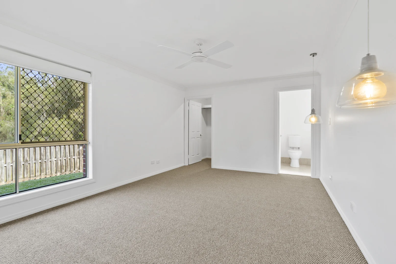 Additional image 4 of 54 Ottelia Drive, Elanora QLD 4221