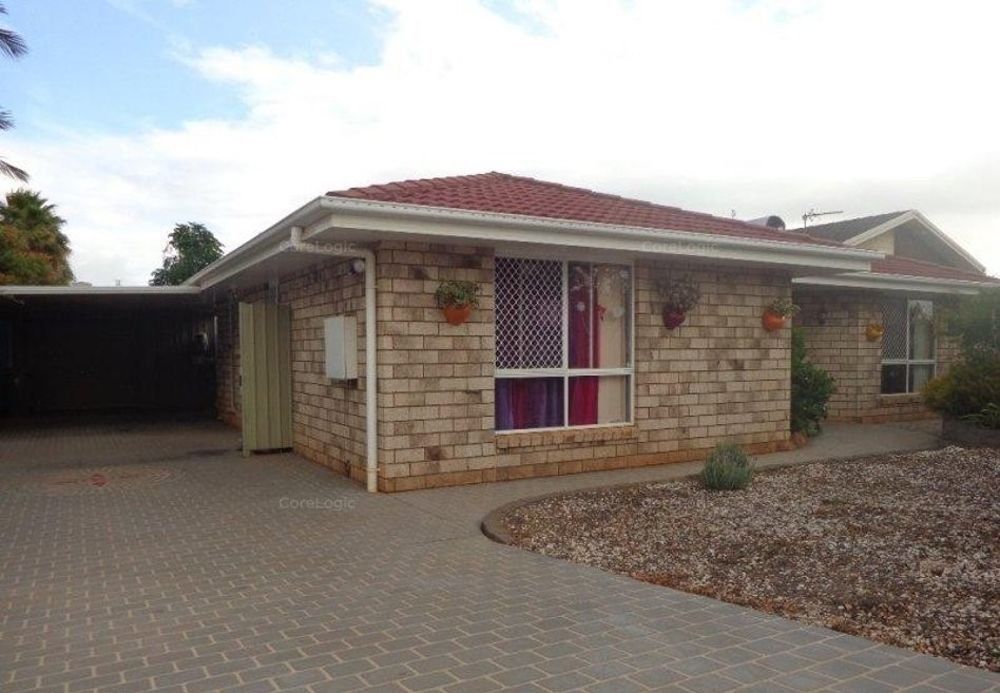 3 bedrooms House in 18 Eureka Court GLENVALE QLD, 4350