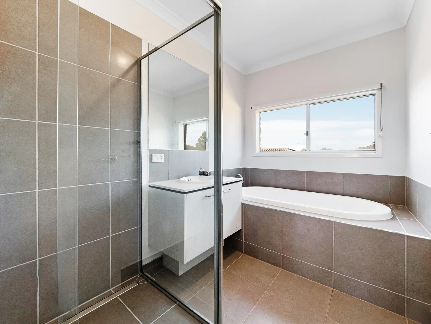 Additional image 5 of 24 Morison Road, Clyde VIC 3978