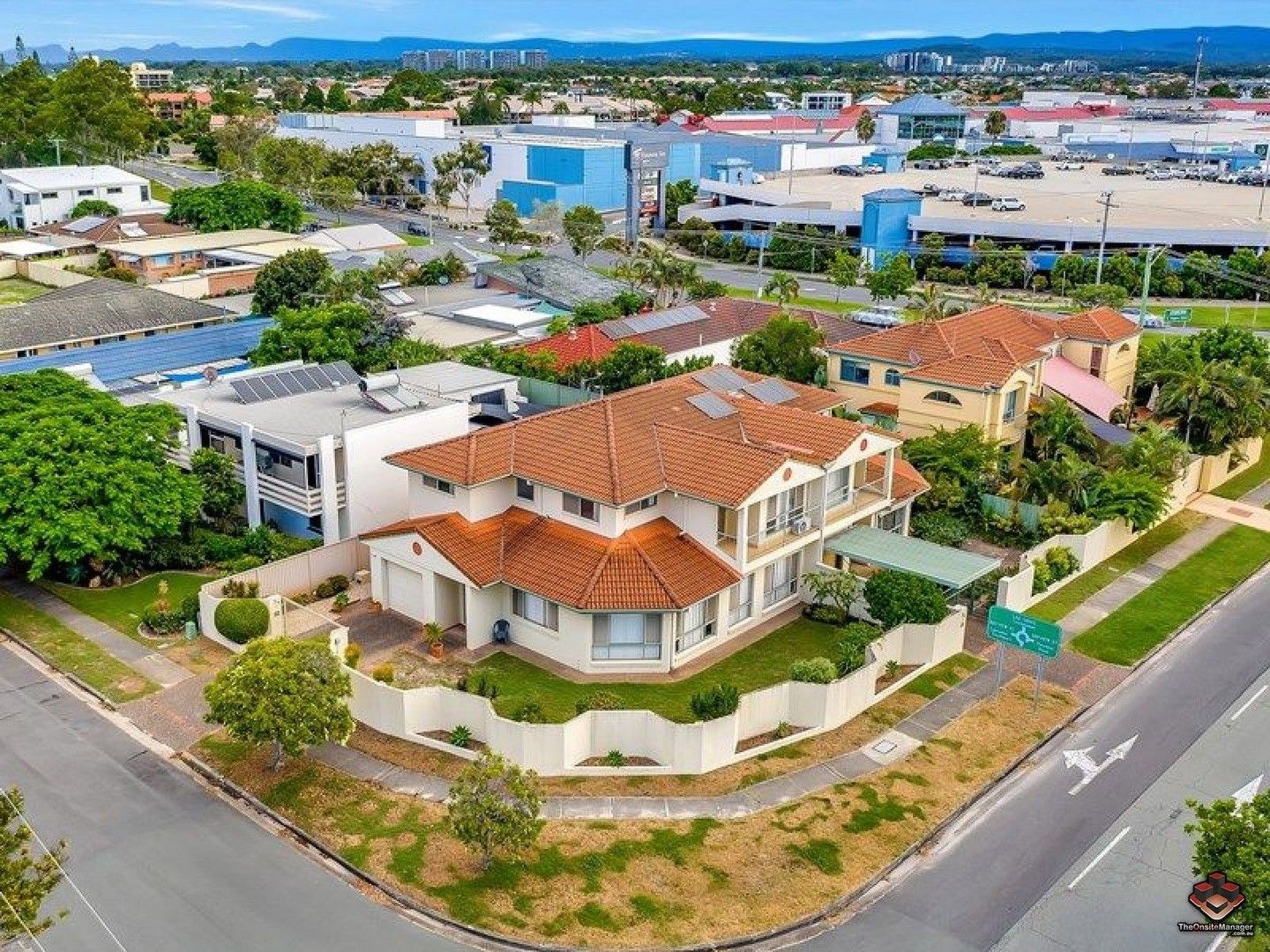 3 bedrooms Townhouse in ID:21116873/34 Markham Avenue RUNAWAY BAY QLD, 4216