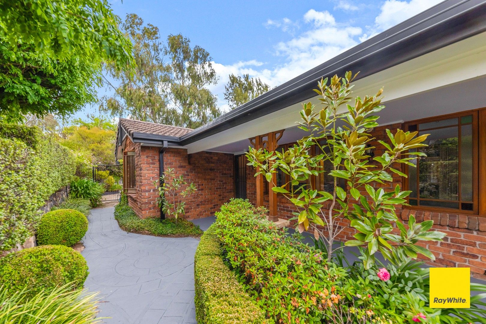 4 bedrooms House in 2 Byrne Place JERRABOMBERRA NSW, 2619