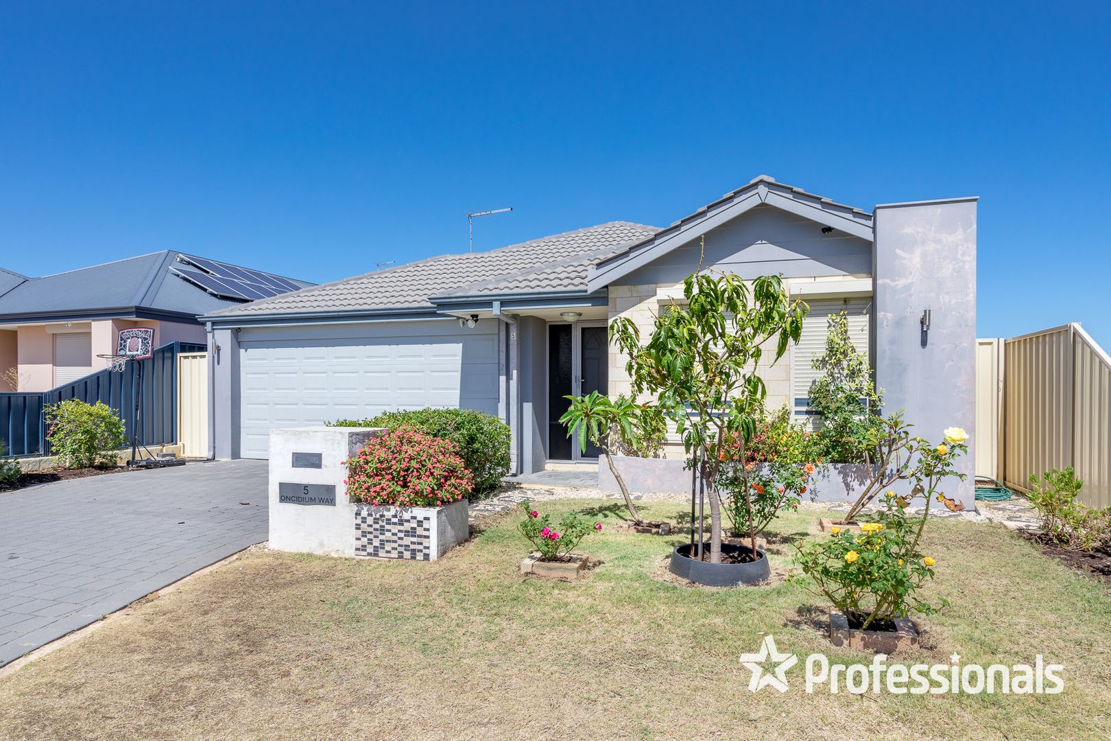 5 Oncidium Way, Seville Grove WA 6112, Image 1