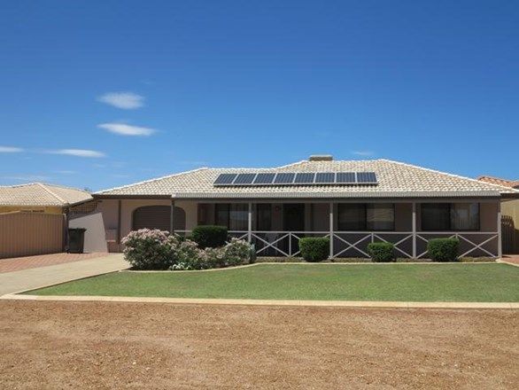 8 Falmouth Close, TARCOOLA BEACH WA 6530, Image 0