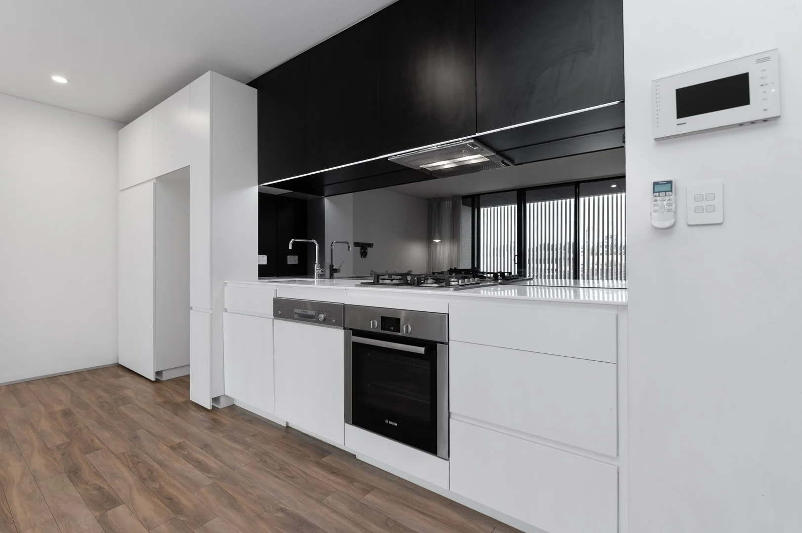 10/402 Carrington Street, Hamilton Hill WA 6163