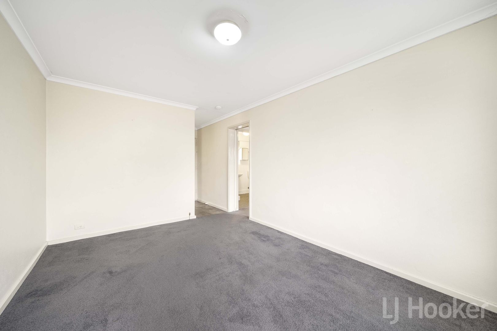 7/2 Donald Road, Queanbeyan NSW 2620, Image 2