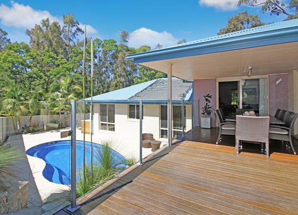 14 Gibson Place, Batehaven NSW 2536