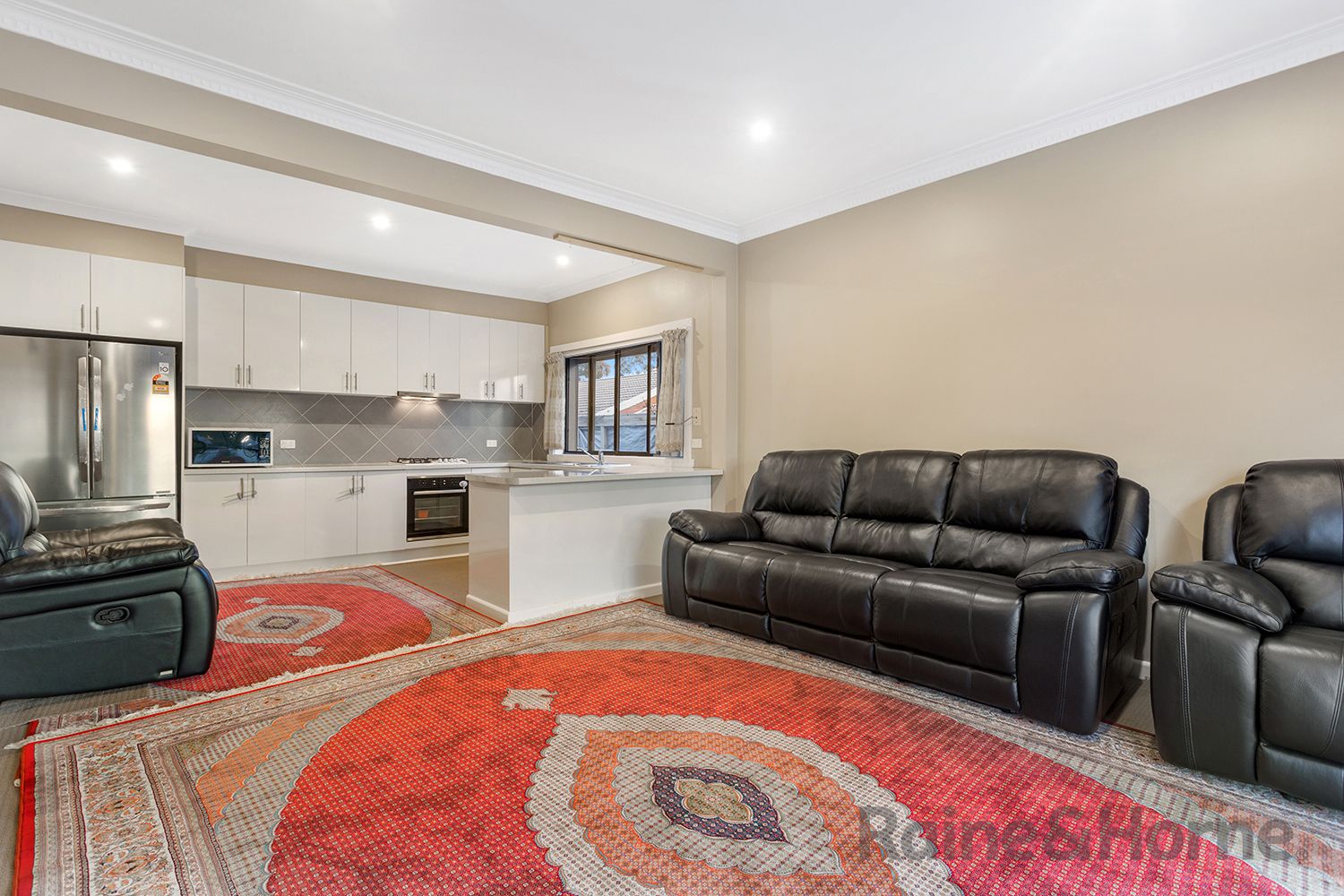 1/1 CULLIVER AVENUE, Eumemmerring VIC 3177, Image 2