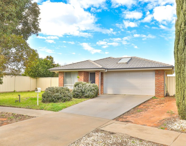 25 Philippa Crescent, Mildura VIC 3500