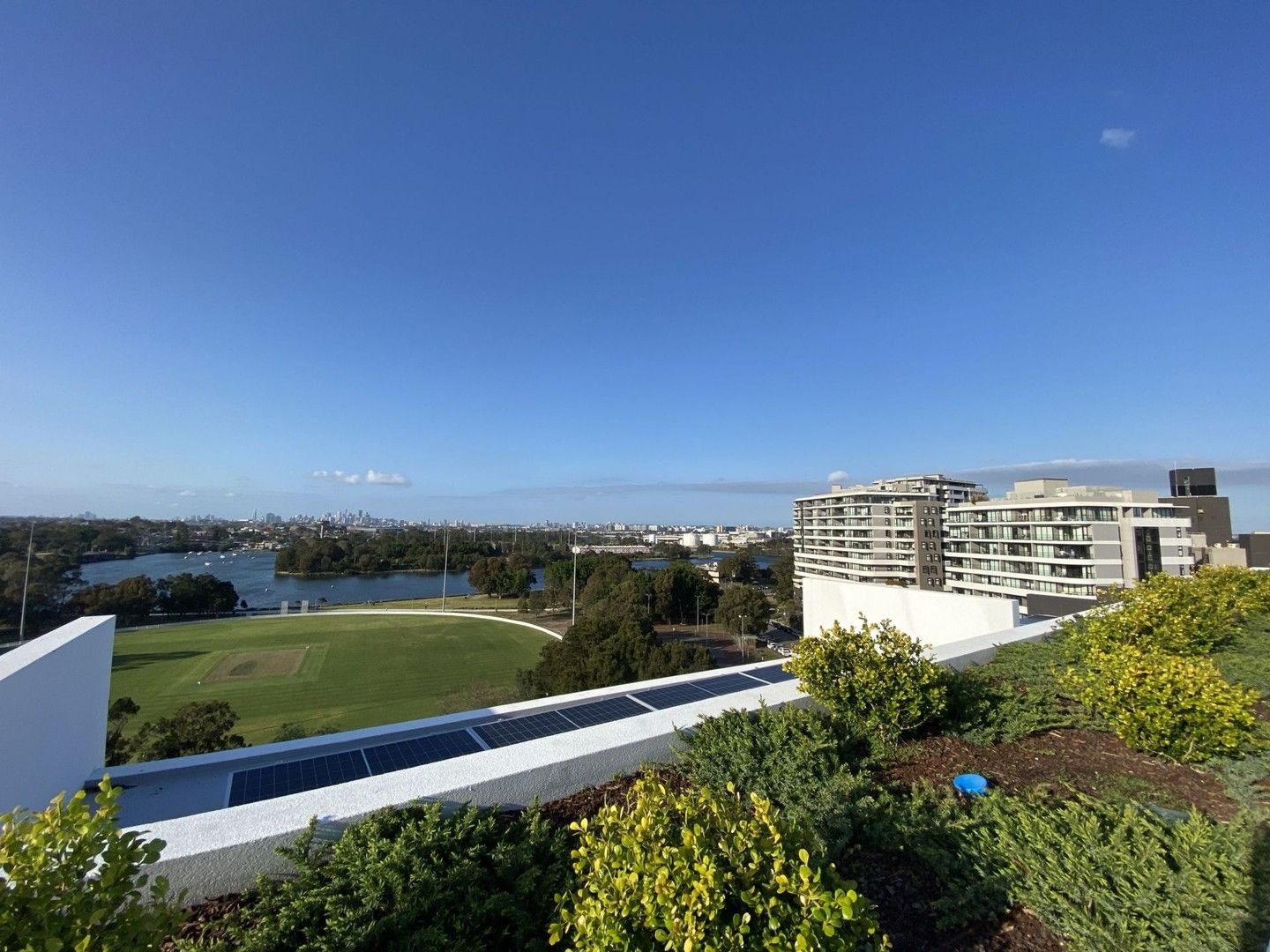 1 bedrooms Apartment / Unit / Flat in 207/25-29 Gertrude Street WOLLI CREEK NSW, 2205