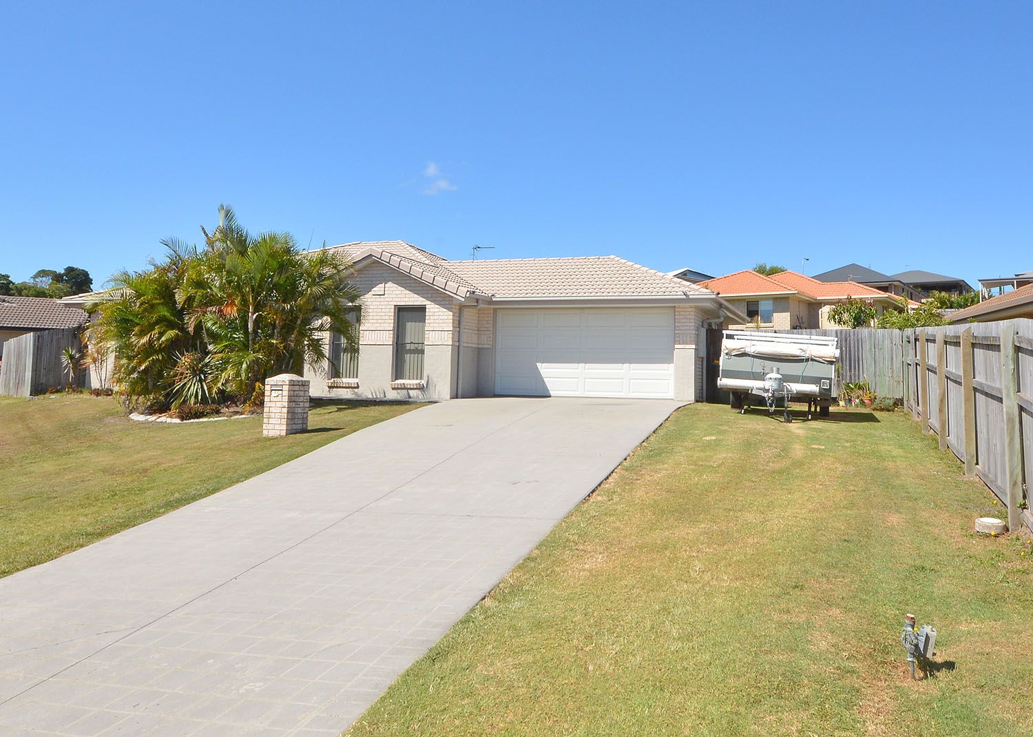 11 Peat Court, Nikenbah QLD 4655, Image 0